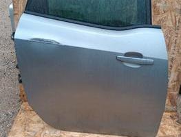 Porta Posteriore dx Opel Meriva anno 2015