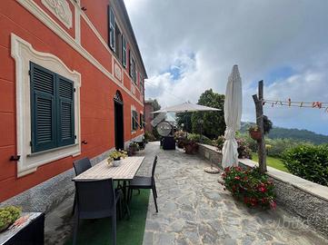 VILLA SINGOLA A LAVAGNA