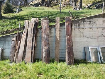 lotto di assi in castagno spessore fra 3/4 cm