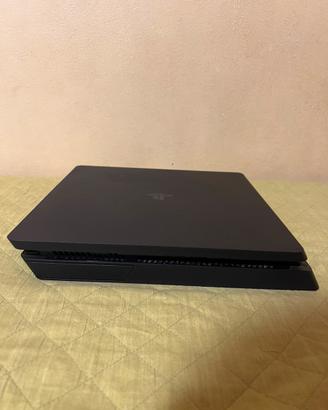 Playstation 4 usata (lettore danneggiato)