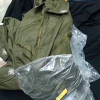 tuta militare antipioggia