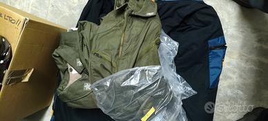 tuta militare antipioggia