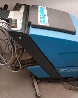 lavasciuga uomo a terra