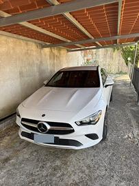 Mercedes-Benz CLA Shooting Brake 200d