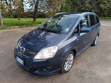 Opel Zafira 1.6 Turbo a metano
