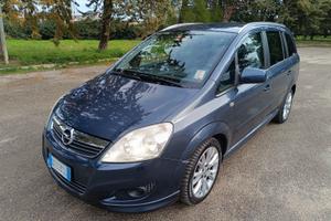 Opel Zafira 1.6 Turbo a metano