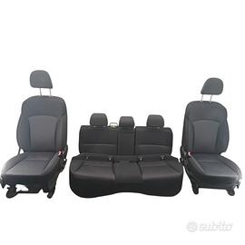 Tappezzeria Subaru Forester 4a Serie 2.0 D 2013