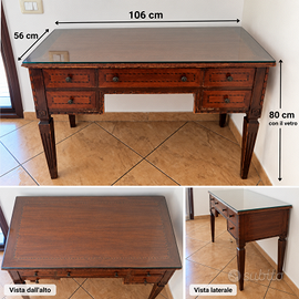 Scrivania antica in legno con piano in vetro – 106