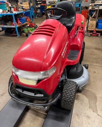 Tosaerba honda hf 2622