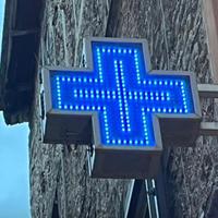 Croce luminosa bifacciale blu a led