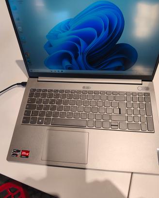 notebook portatile Lenovo