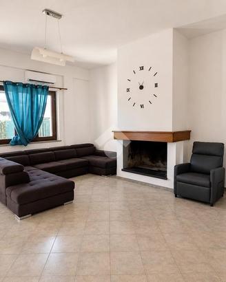 CASA SEMINDIPENDENTE A SIMAXIS
