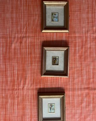 3 quadretti in miniatura  su foglia ora