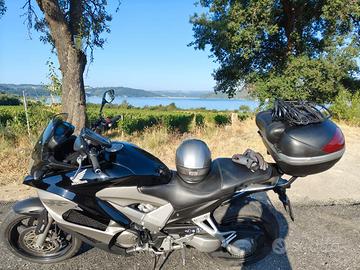 Honda Crossrunner 800 (2013) - Full Optional