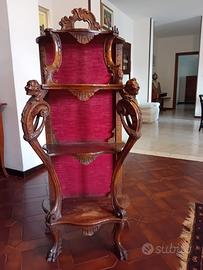 Etagere in legno massiccio