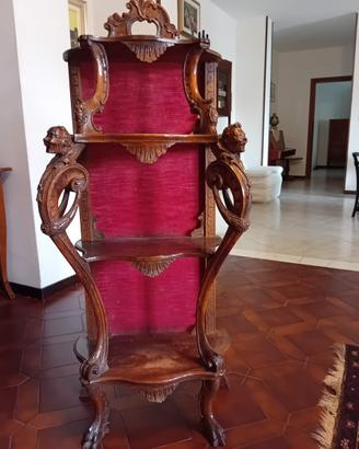 Etagere in legno massiccio