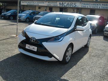Toyota Aygo 1.0 VVT-i 69 CV 5 porte x-play MMT AUT