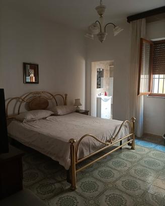 ? - intera proprietà con due appartamenti