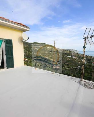 Casa indipendente di 302 m² con più di 5 locali e 
