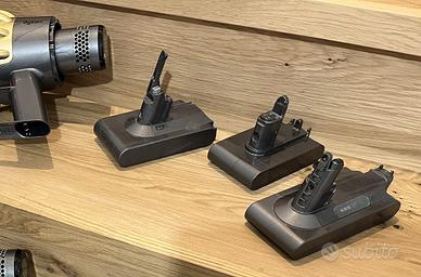 3 batterie Dyson SV10 SV12 Type B da testare