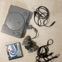 Playstation 1 + 1 Controller + Gran Turismo 2