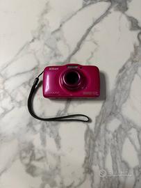 Nikon coolpix S32 waterproof 
