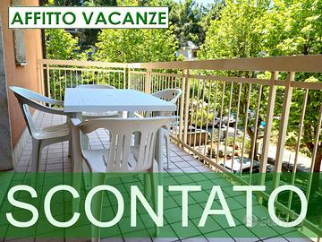 LUGLIO e 1-15 AGOSTO. Affaccio sulla pineta