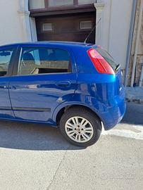 FIAT Grande Punto - 2009