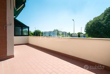 VENDITA BILOCALE CON TERRAZZO IN ZONA BEN SERVITA