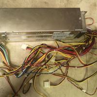 Alimentatore hotswap 2+1 620W per server 3u