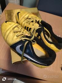 scarpe da calcio bambino numero 36 della Nike 