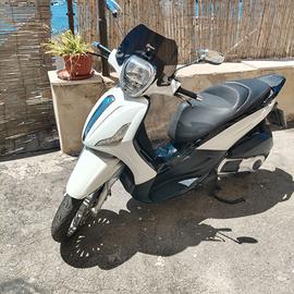 Beverly 125 ie