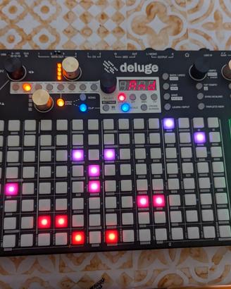 Groovebox Deluge Synthstrom