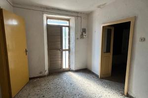 Casa campidanese con cortile