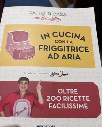 In cucina con la friggitrice ad aria