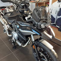 BMW F 750 GS triple black