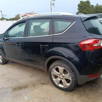Ford Kuga anno 2010 in pezzi di ricambio