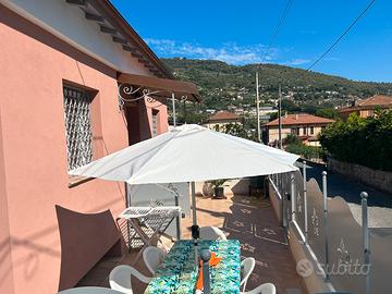Casa vacanza Marisa, Camporosso (IM) 5 posti letto