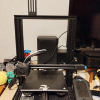 stampante 3d Ender 3 V2 con upgrade 