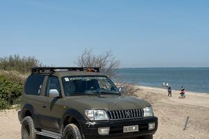 Toyota Land Cruiser KZJ90