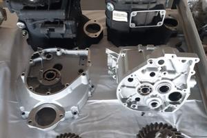 carter cambio ingranaggi e coppie coniche guzzi