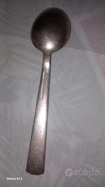 cucchiaio antico in argento 