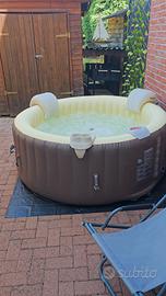 Idromassaggio gonfiabile riscaldato