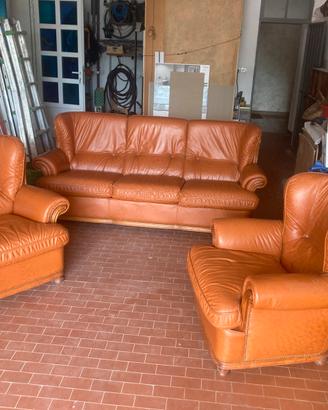 Set divano 3 posti + 2 poltrone in pelle