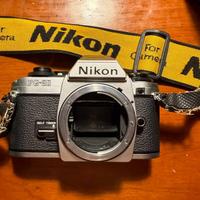 FOTOCAMERA / NIKON FG-20