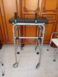 Deambulatore poltrona elettrica