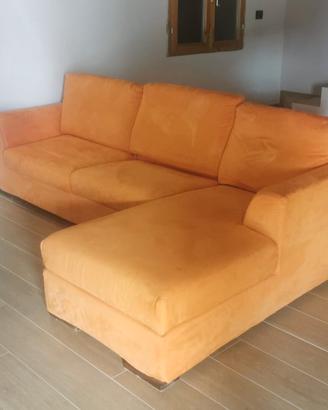 Divano angolare con penisola – Tessuto Alcantara
