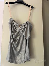 Top con bretella regolabile firmato Celyn B