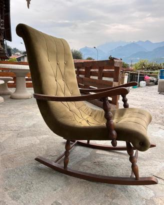 Sedia a dondolo vintage