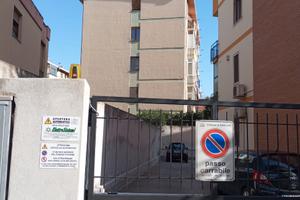 Centralissimo ufficio via Giusti con posto auto